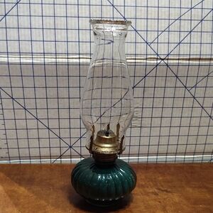Emerald Green Ribbed Glass Oil Lantern with Clear Chimney